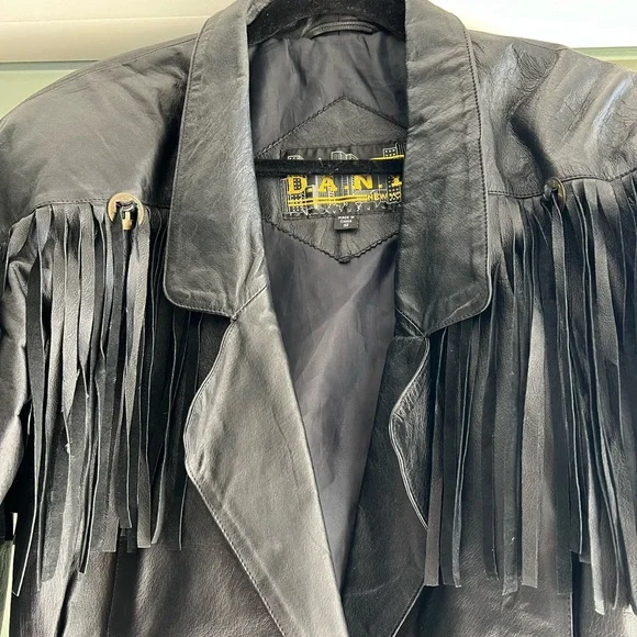 Vintage western fringe-trimmed leather jacket - Picture 2 of 3